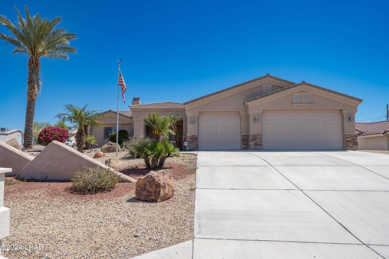 1616 Mcculloch Blvd - Photo 1