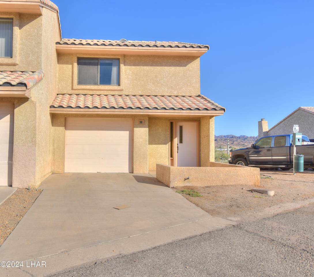 8625 Riverside Dr - Photo 1