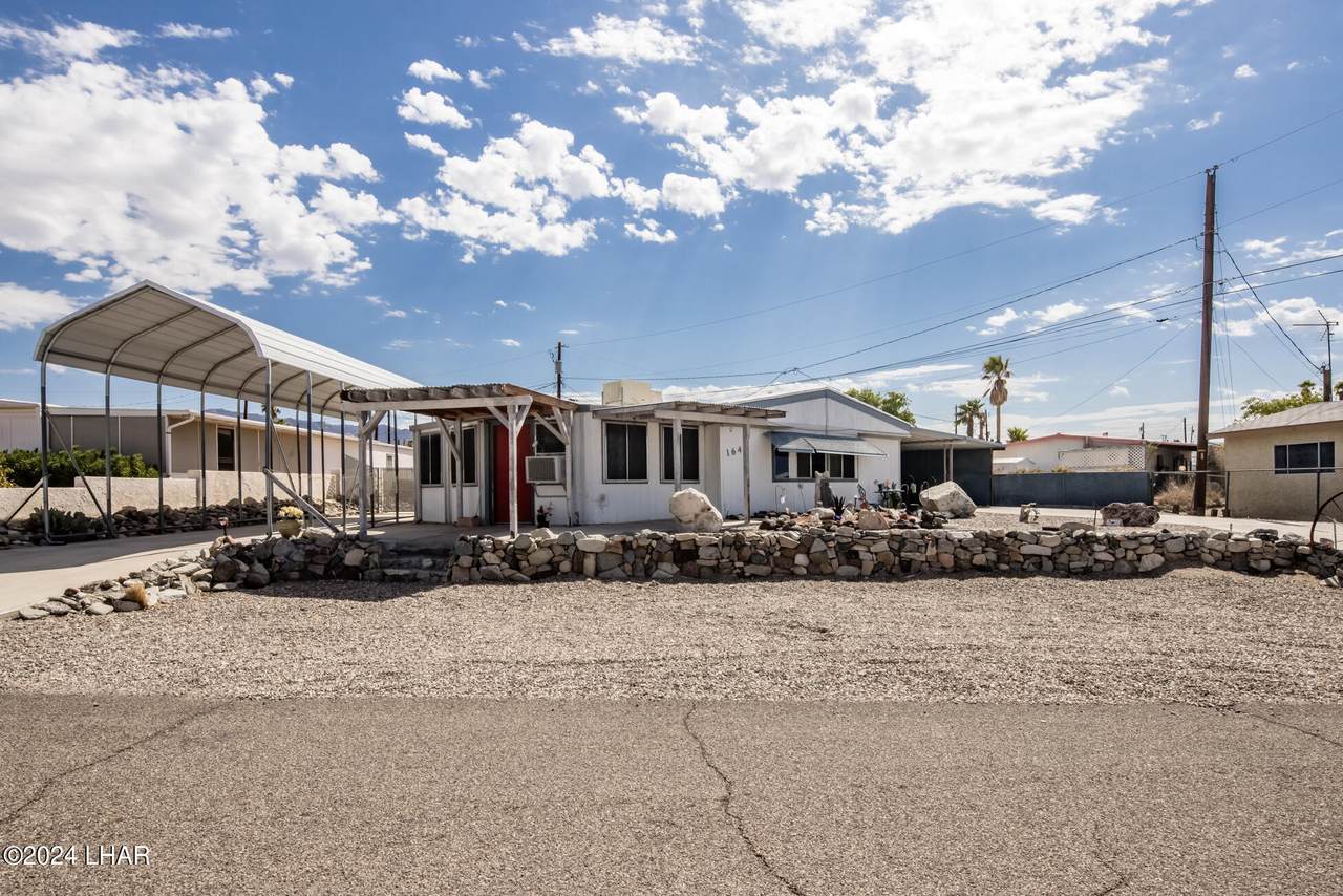 1640 Russell Dr - Photo 1