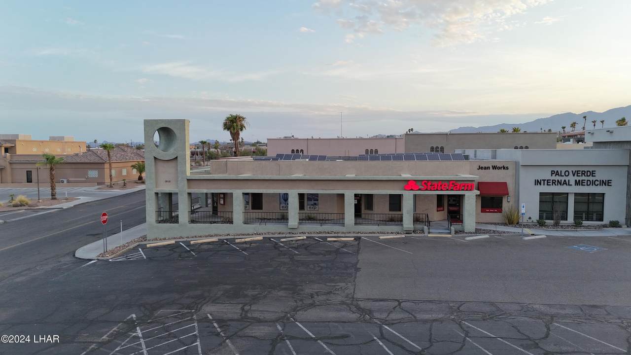 1915 Mcculloch Blvd - Photo 1