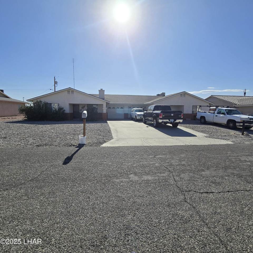 3330 Tolteca Dr - Photo 1