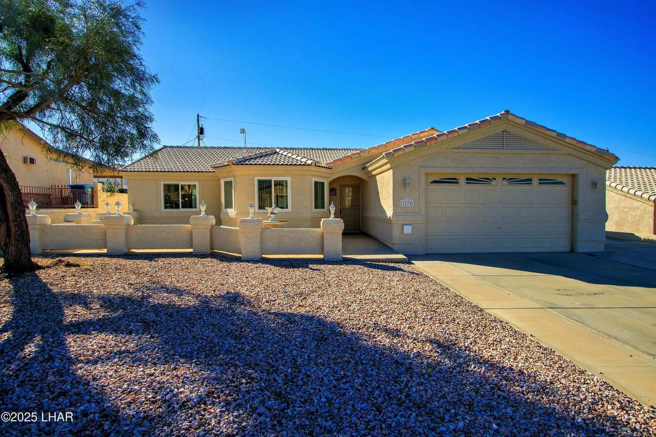 2270 Malahini Dr - Photo 1