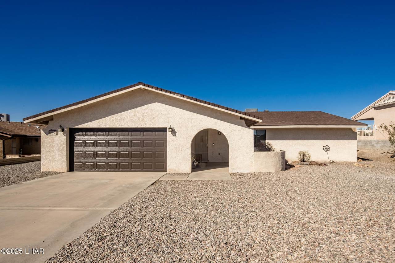 3069 Tomahawk Dr - Photo 1