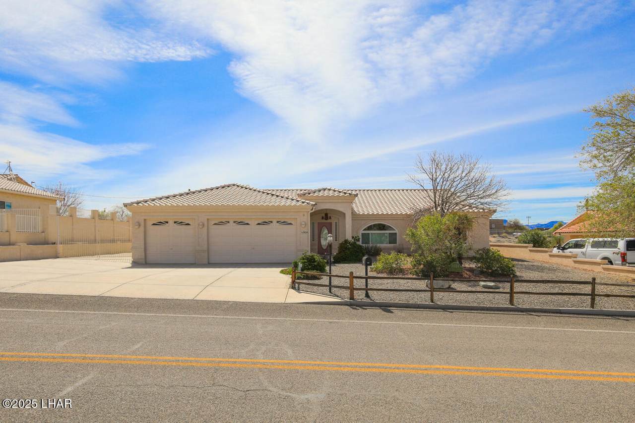 https://bt-photos.global.ssl.fastly.net/lakehavasu/1280_boomver_1_1034605-2.jpg