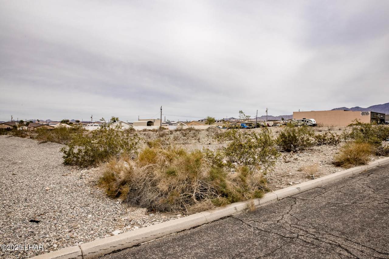 https://bt-photos.global.ssl.fastly.net/lakehavasu/1280_boomver_1_1034644-2.jpg