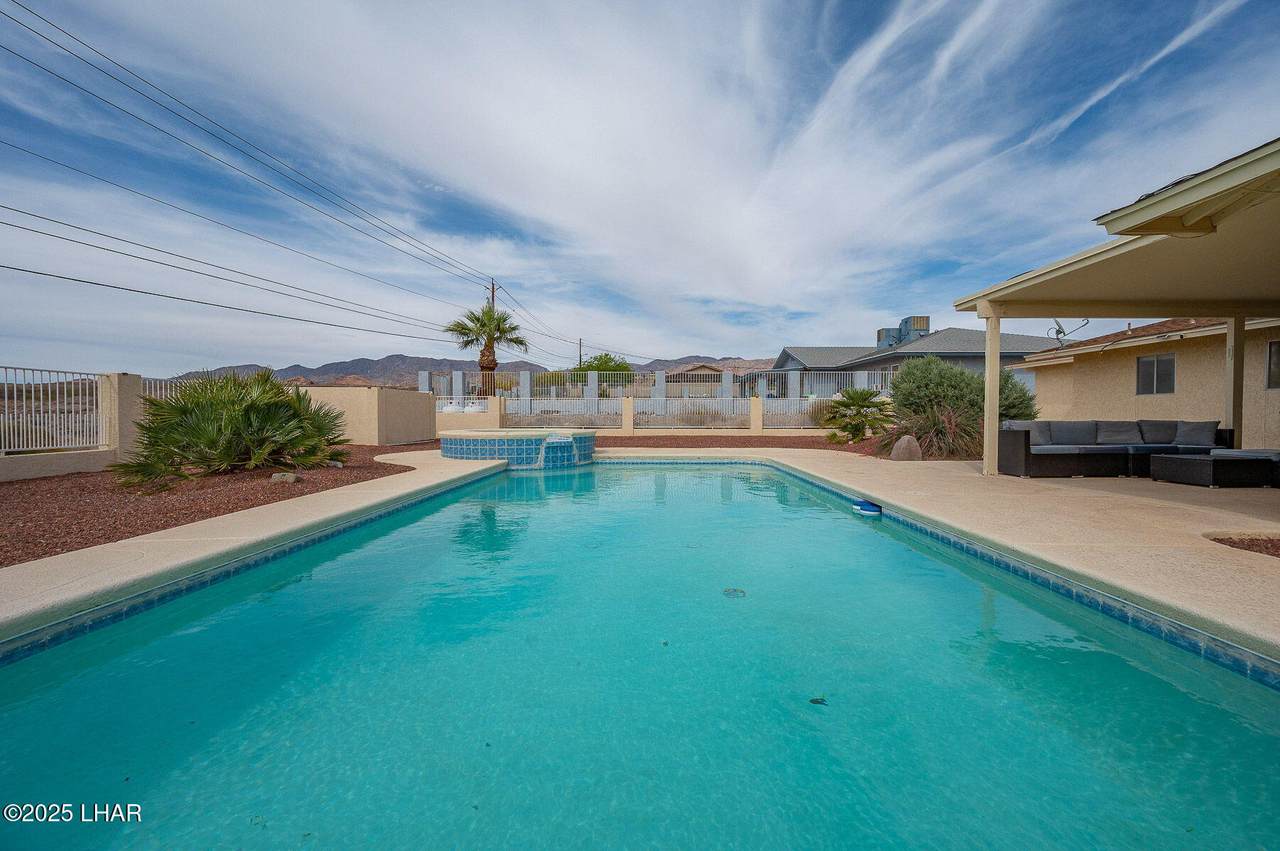 https://bt-photos.global.ssl.fastly.net/lakehavasu/1280_boomver_1_1035327-2.jpg