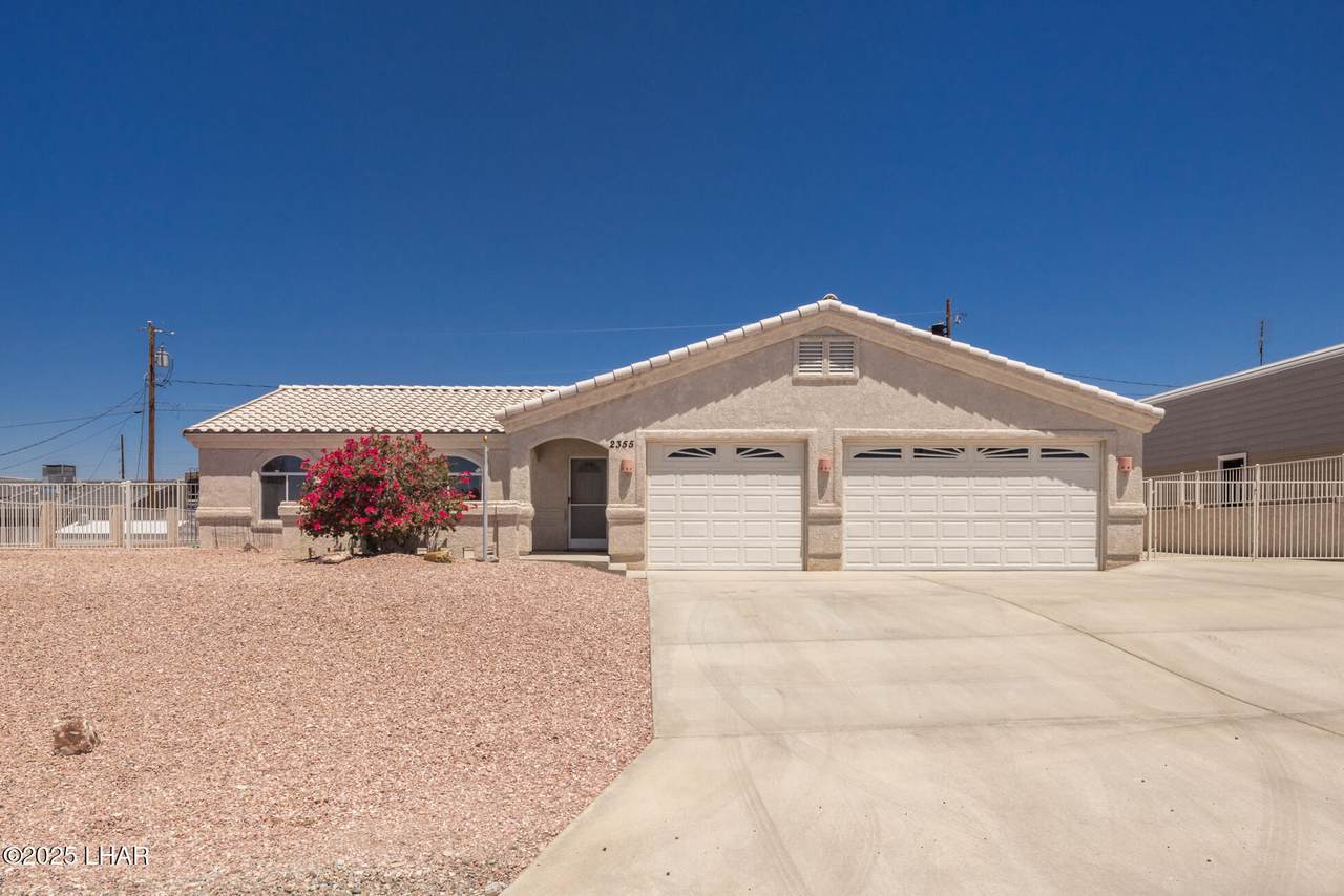 2355 Mandalay Dr - Photo 1