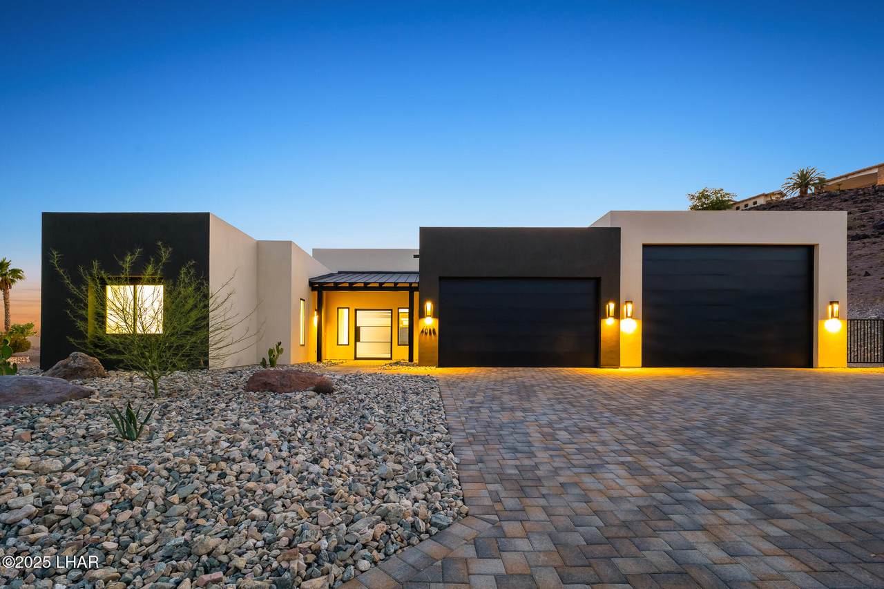 4085 Black Hill Bay - Photo 1