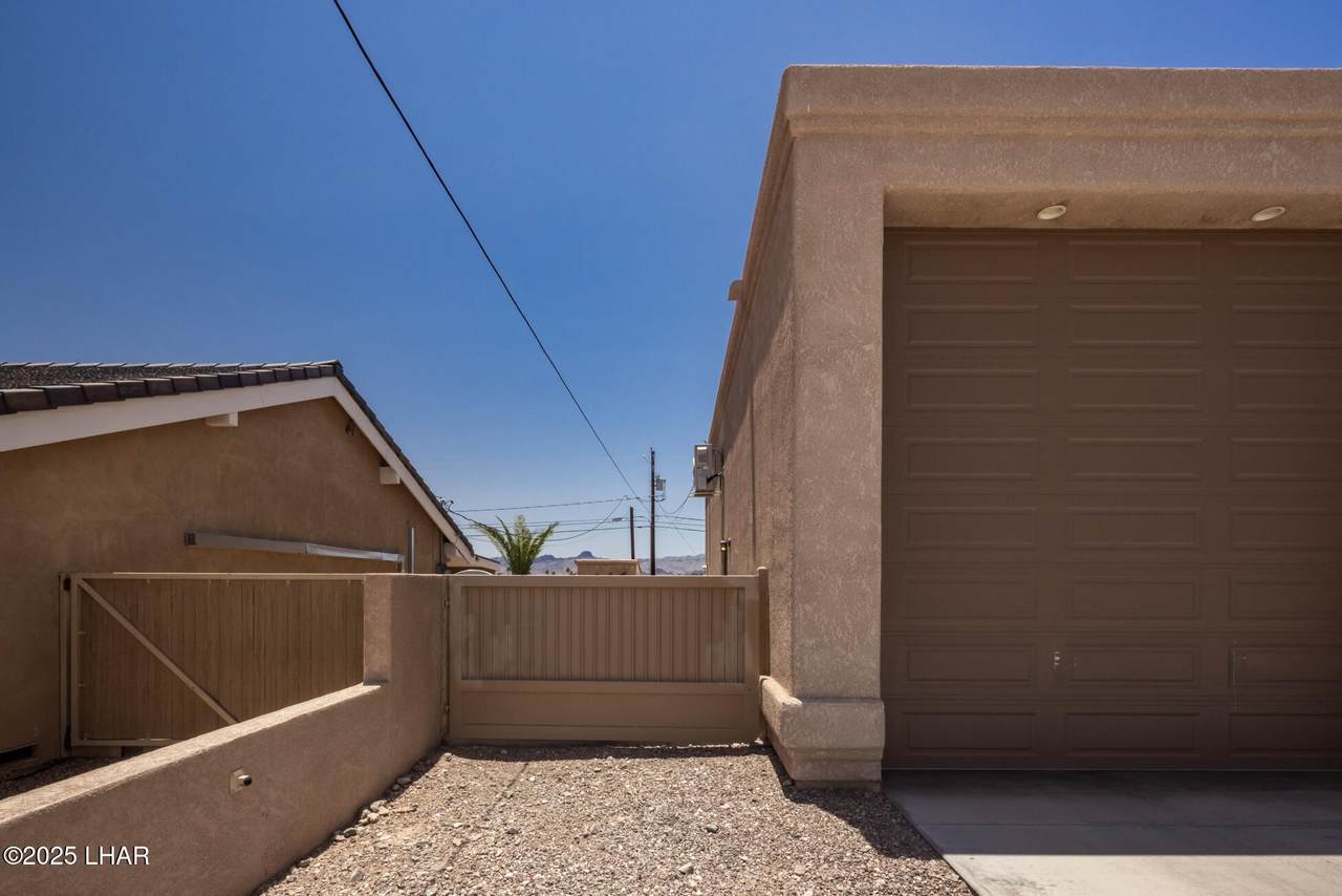 https://bt-photos.global.ssl.fastly.net/lakehavasu/1280_boomver_1_1036077-2.jpg