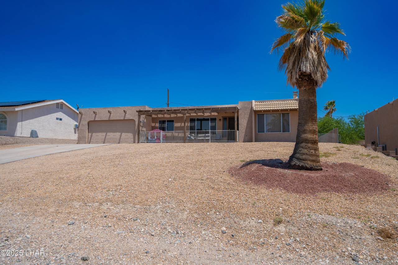 3364 Thunderbird Dr - Photo 1