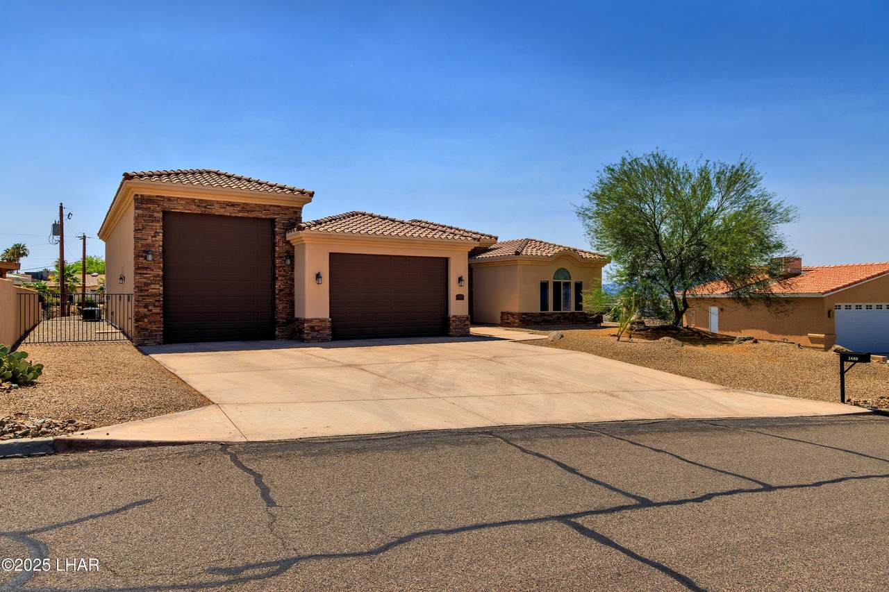 2480 Viejo Dr - Photo 1