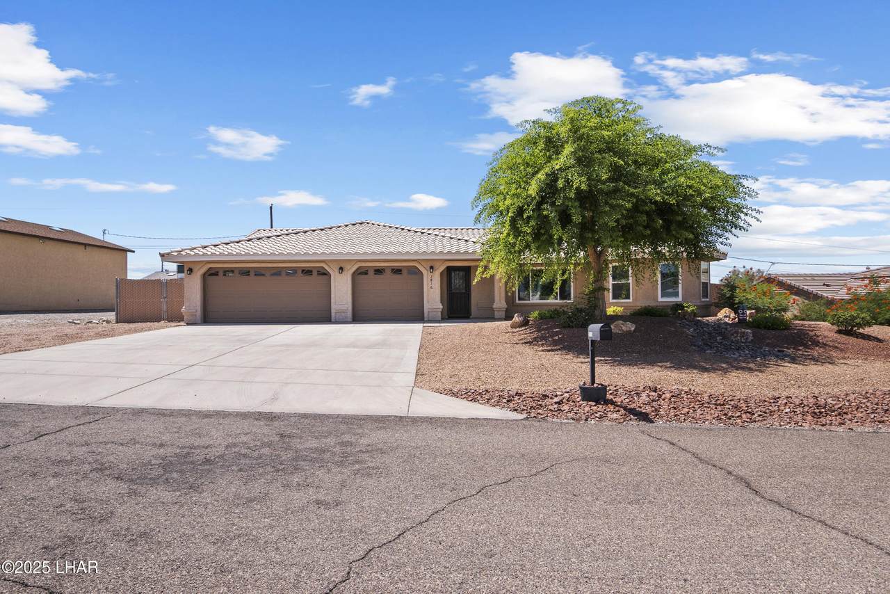 2816 Hidden Valley Dr - Photo 1