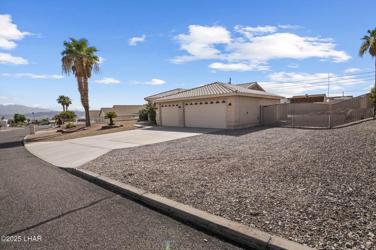 https://bt-photos.global.ssl.fastly.net/lakehavasu/1280_boomver_1_1036197-2.jpg