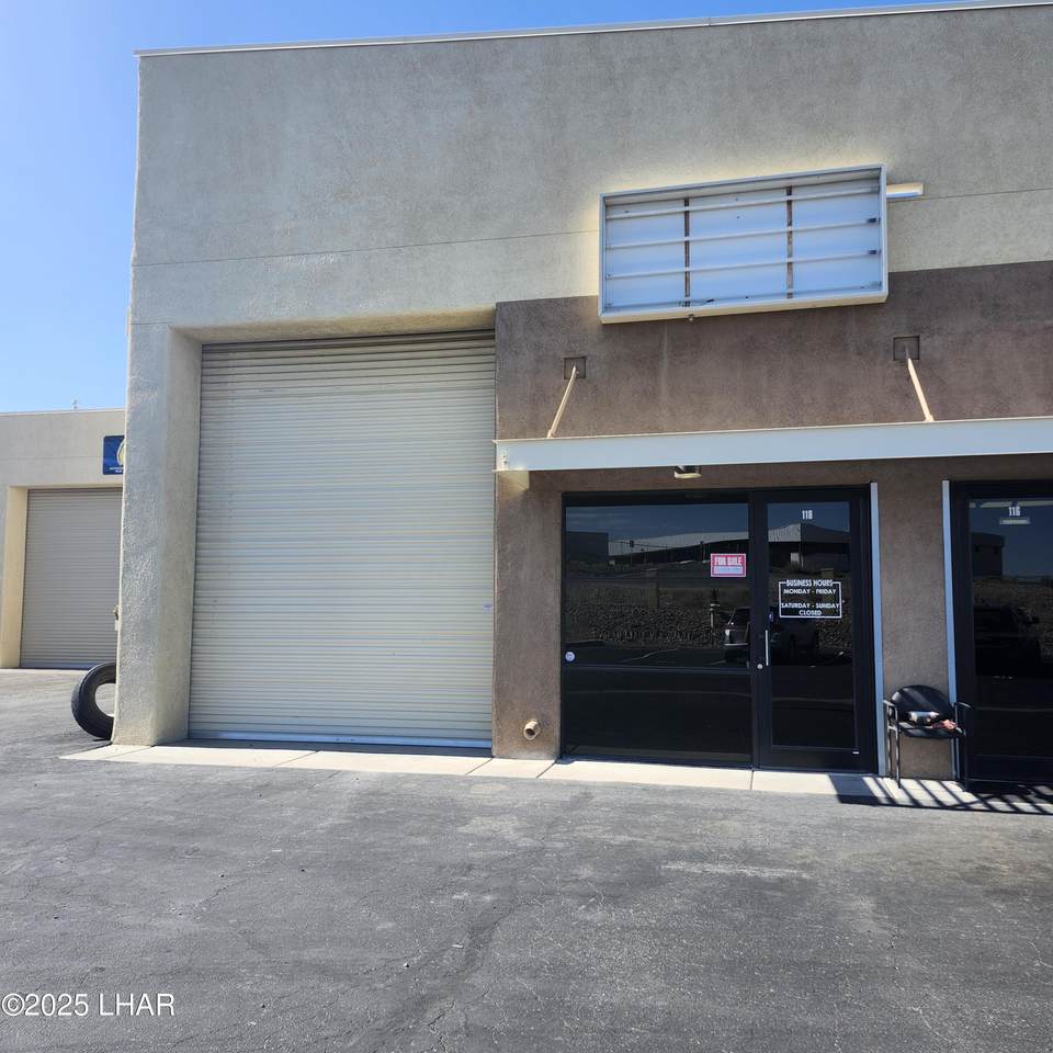 2100 College Dr - Photo 1