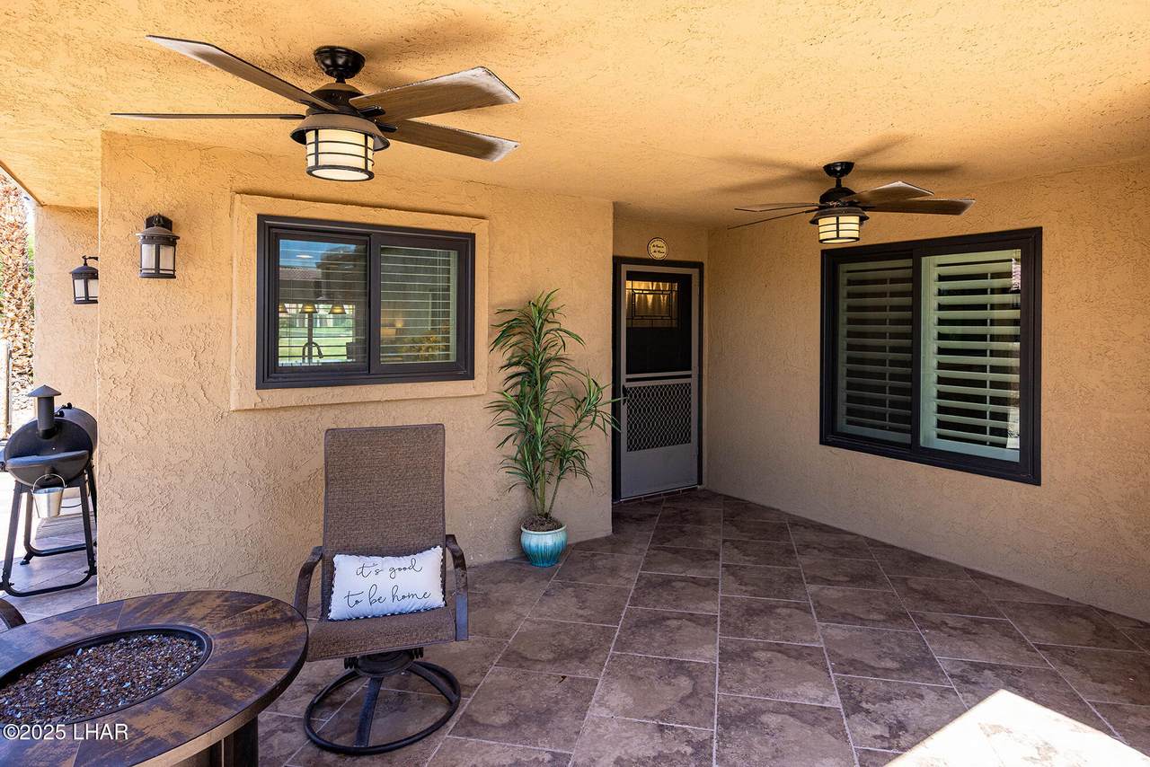 1402 Mcculloch Blvd - Photo 1