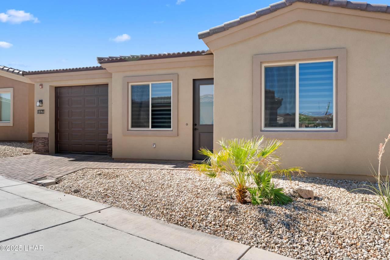3080 Arapaho Dr - Photo 1