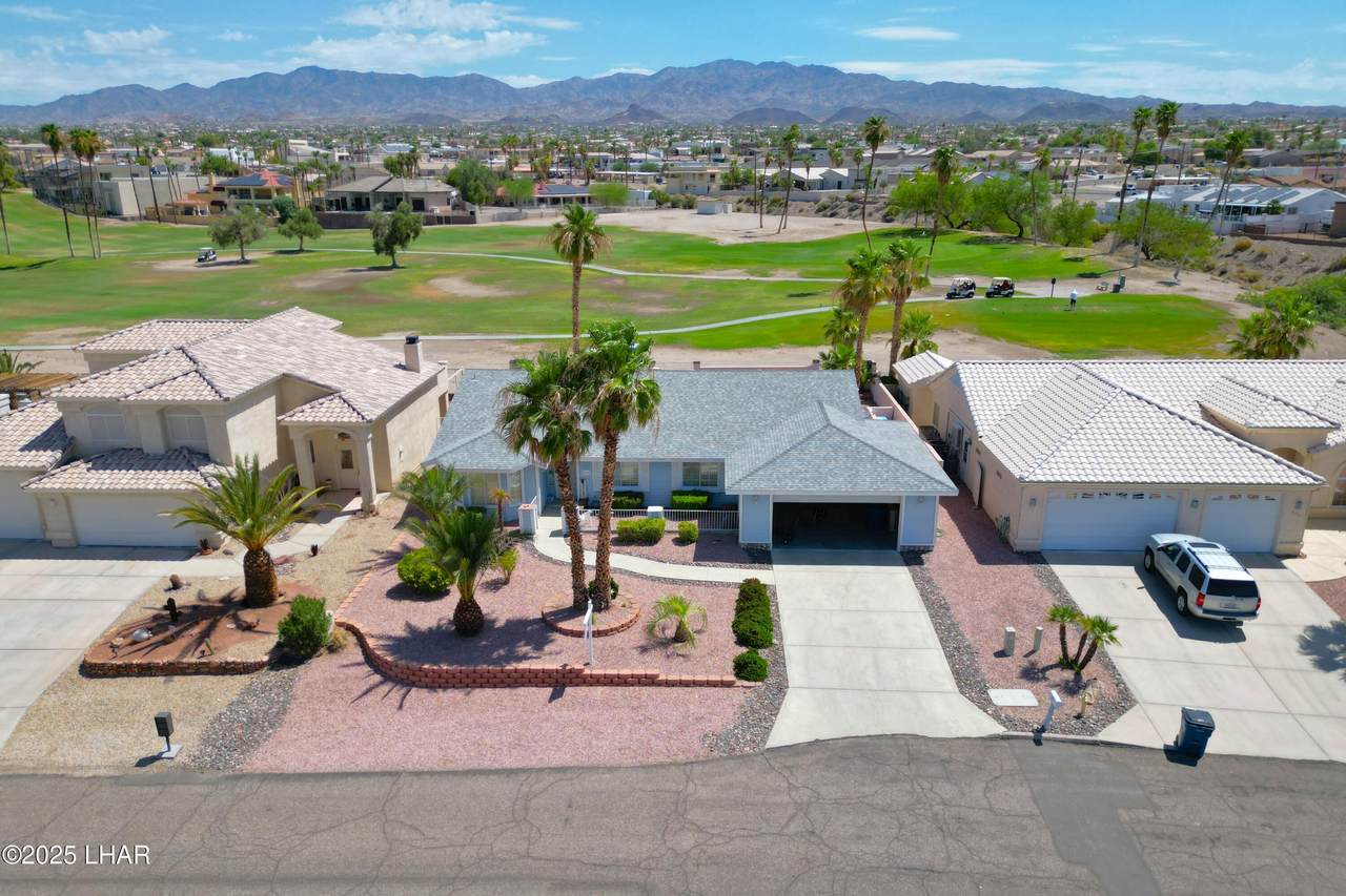 670 Avenida Laredo - Photo 1