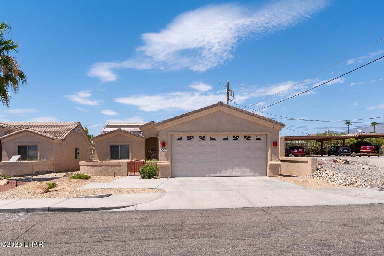 3055 Shoshone Dr - Photo 1