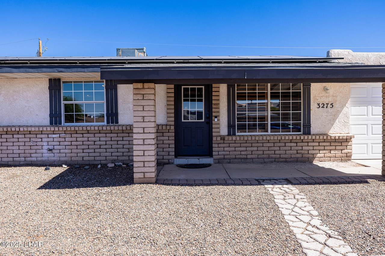 3275 Sombrero Dr - Photo 1