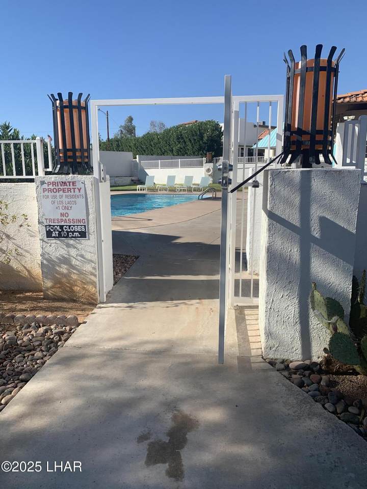 1771 Los Lagos Dr - Photo 1