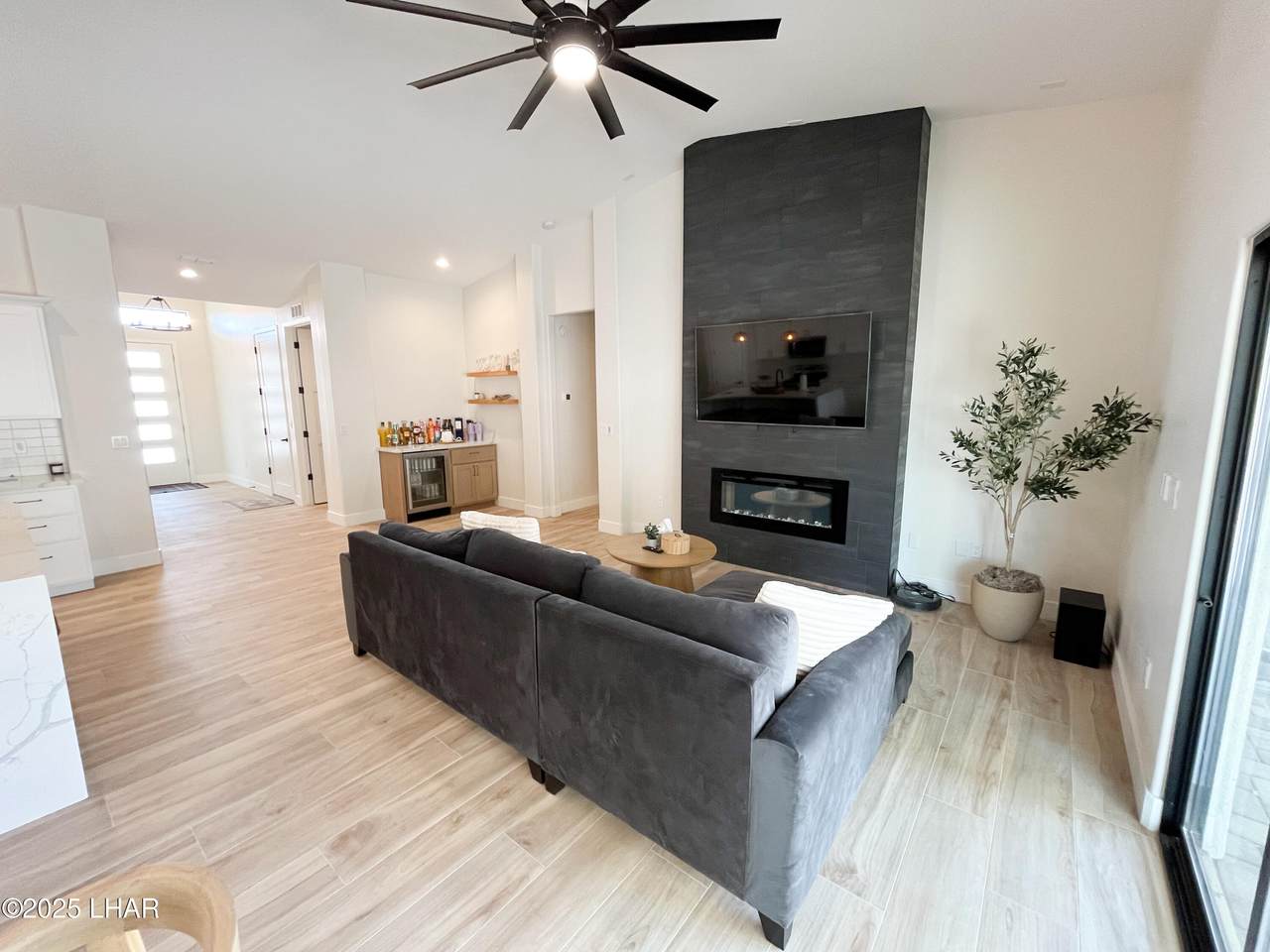 https://bt-photos.global.ssl.fastly.net/lakehavasu/1280_boomver_1_1036491-2.jpg
