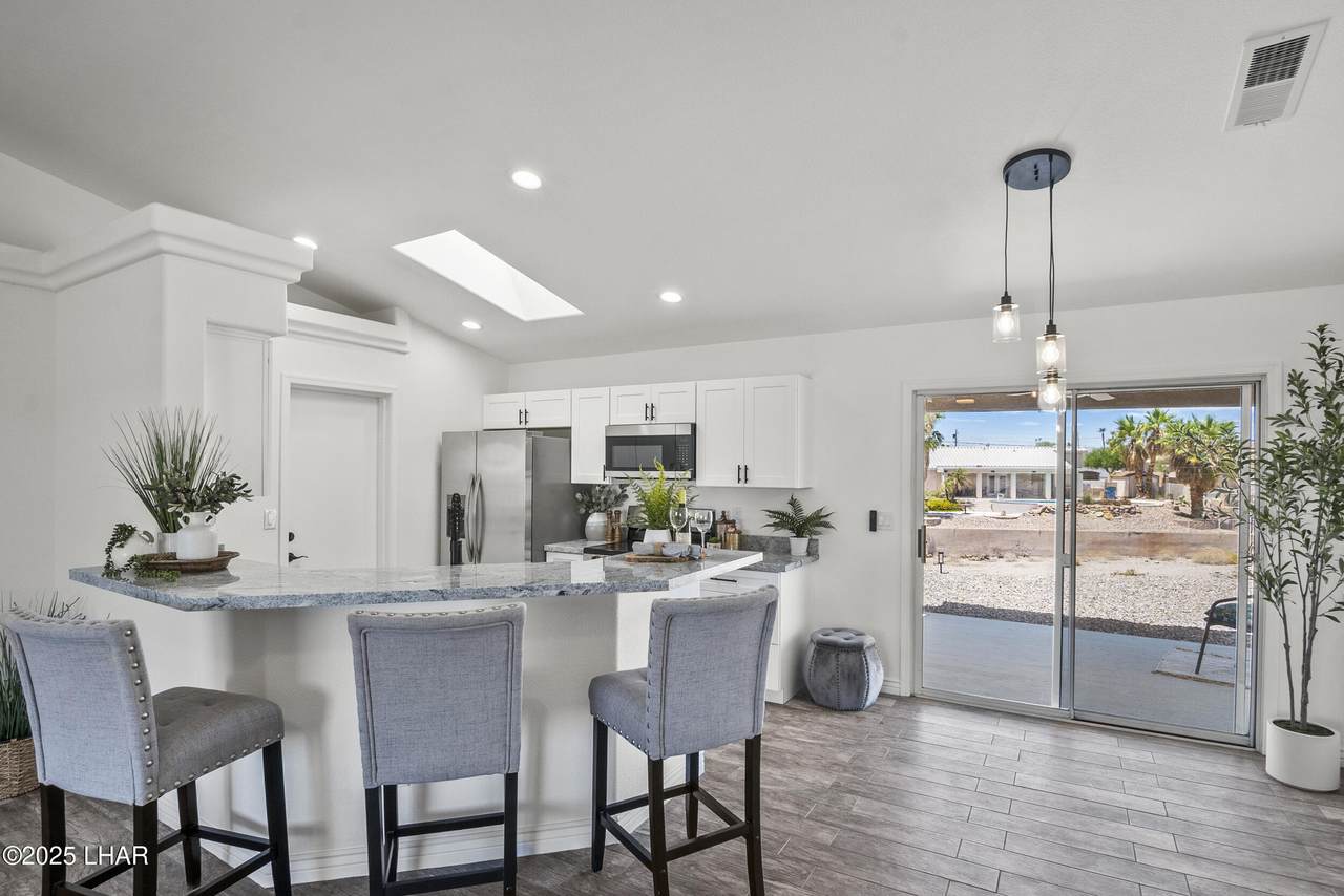 https://bt-photos.global.ssl.fastly.net/lakehavasu/1280_boomver_1_1036542-2.jpg