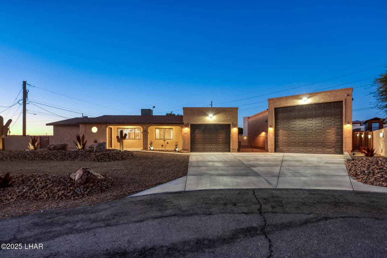 1428 Patrician Ct - Photo 1