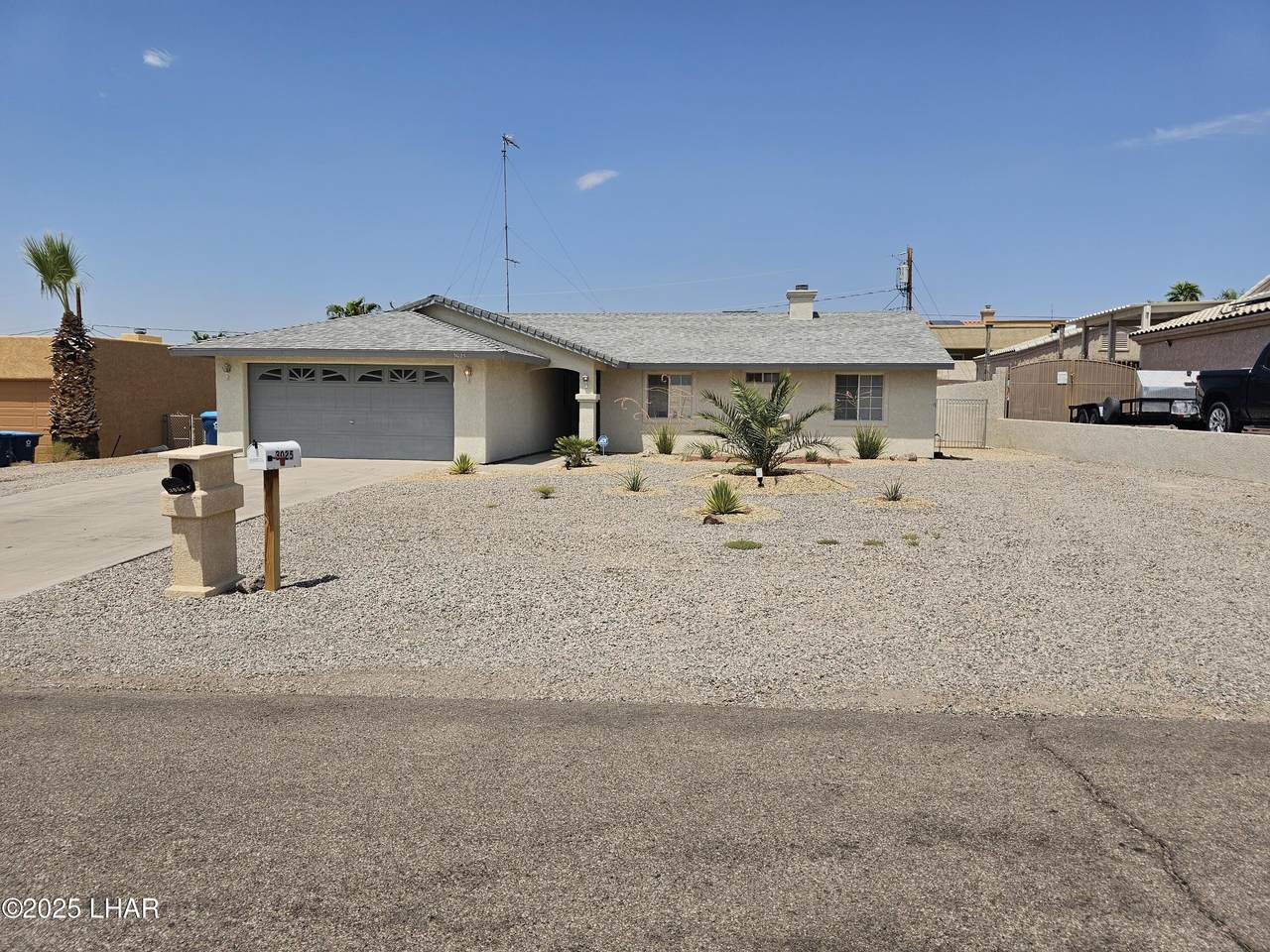 3025 Indian Head Dr - Photo 1