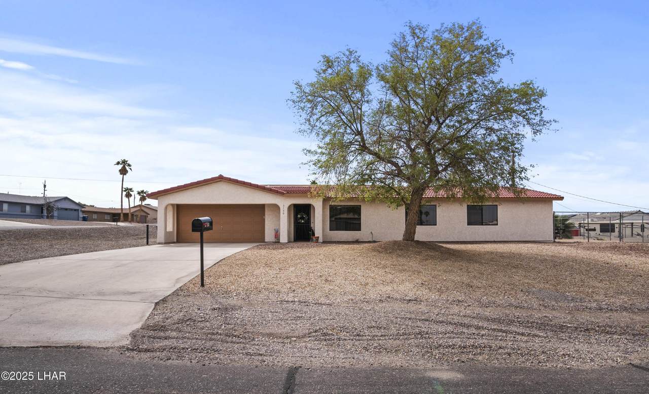 3750 Churchill Dr - Photo 1