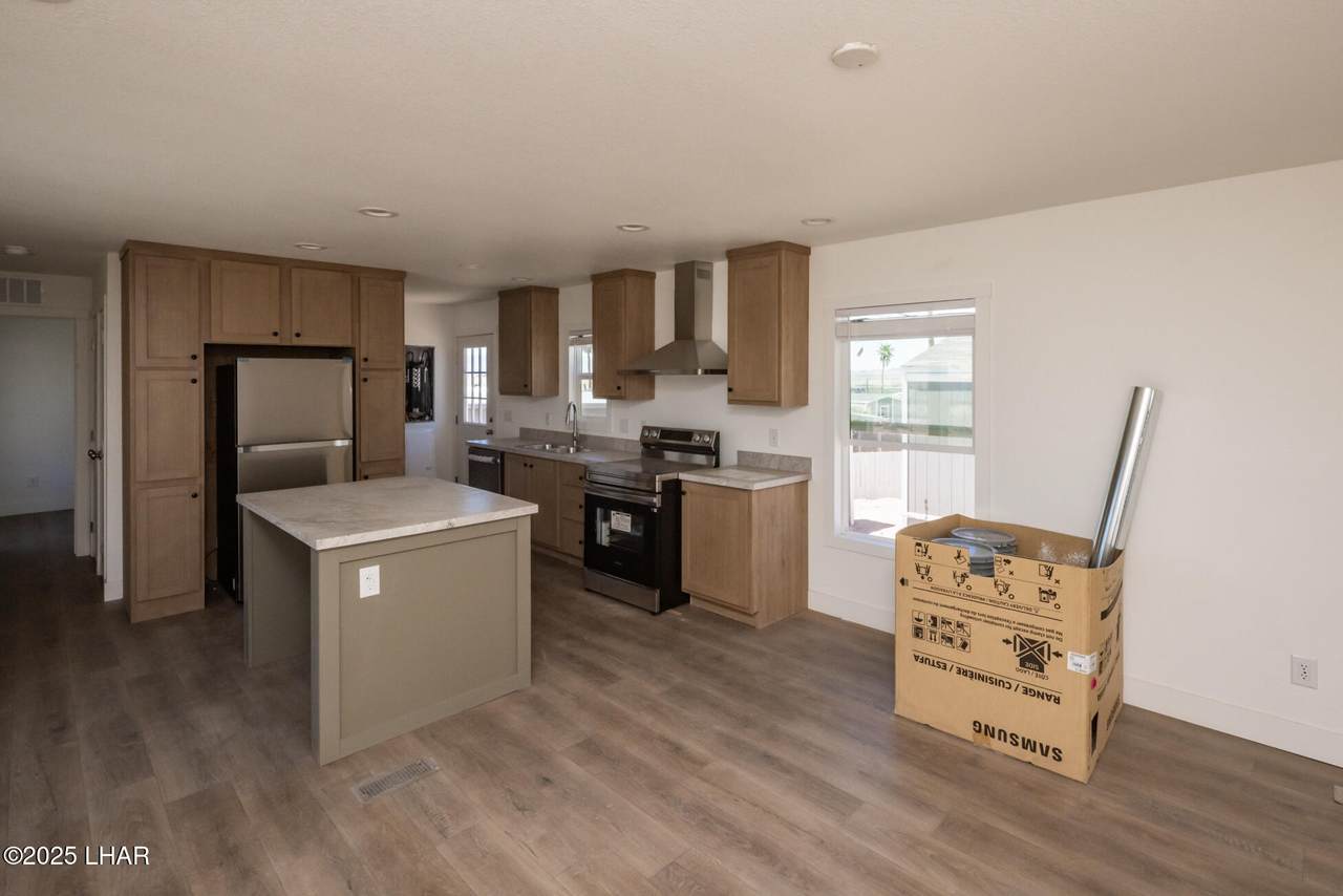 https://bt-photos.global.ssl.fastly.net/lakehavasu/1280_boomver_1_1036751-2.jpg