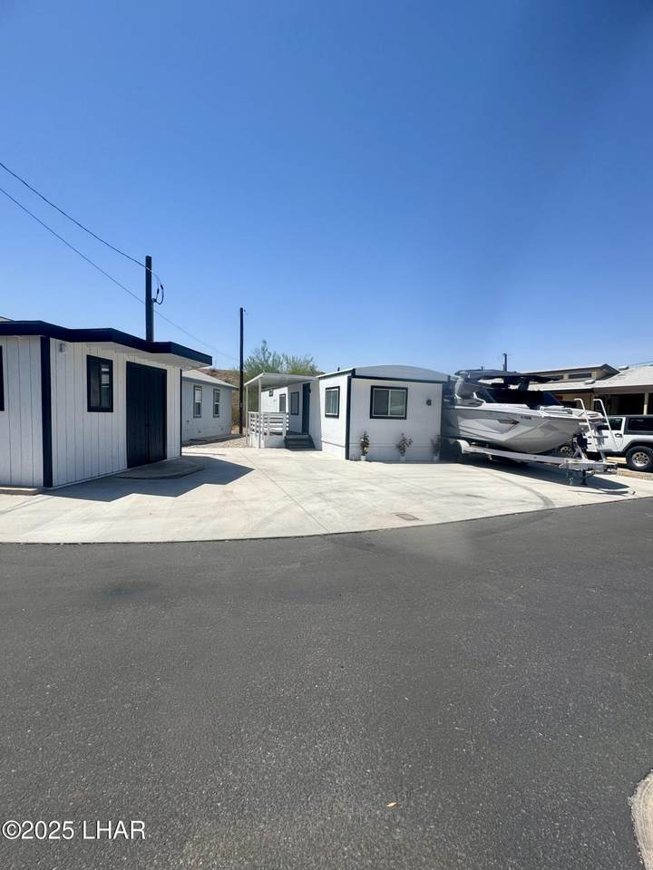 https://bt-photos.global.ssl.fastly.net/lakehavasu/1280_boomver_1_1036772-2.jpg