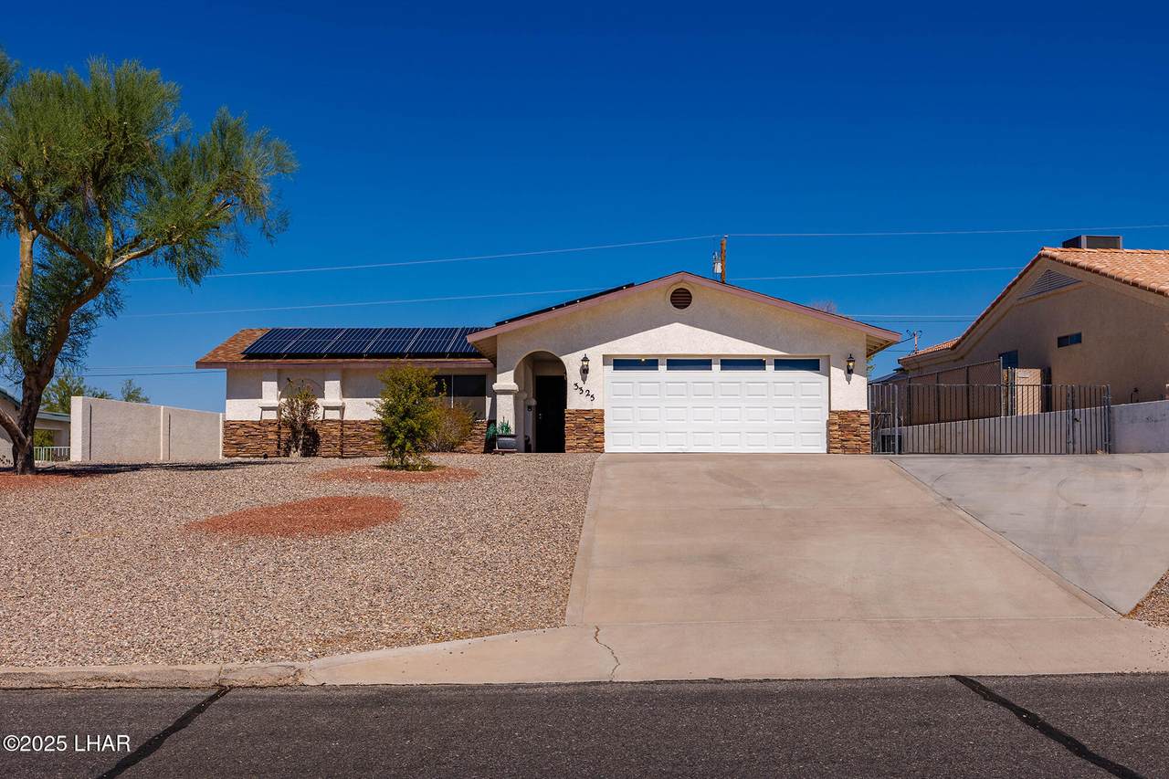 3325 Medicine Bow Dr - Photo 1