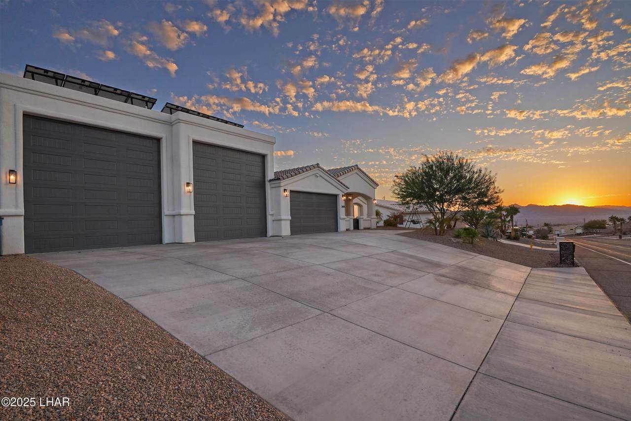 3408 Palo Verde Blvd - Photo 1