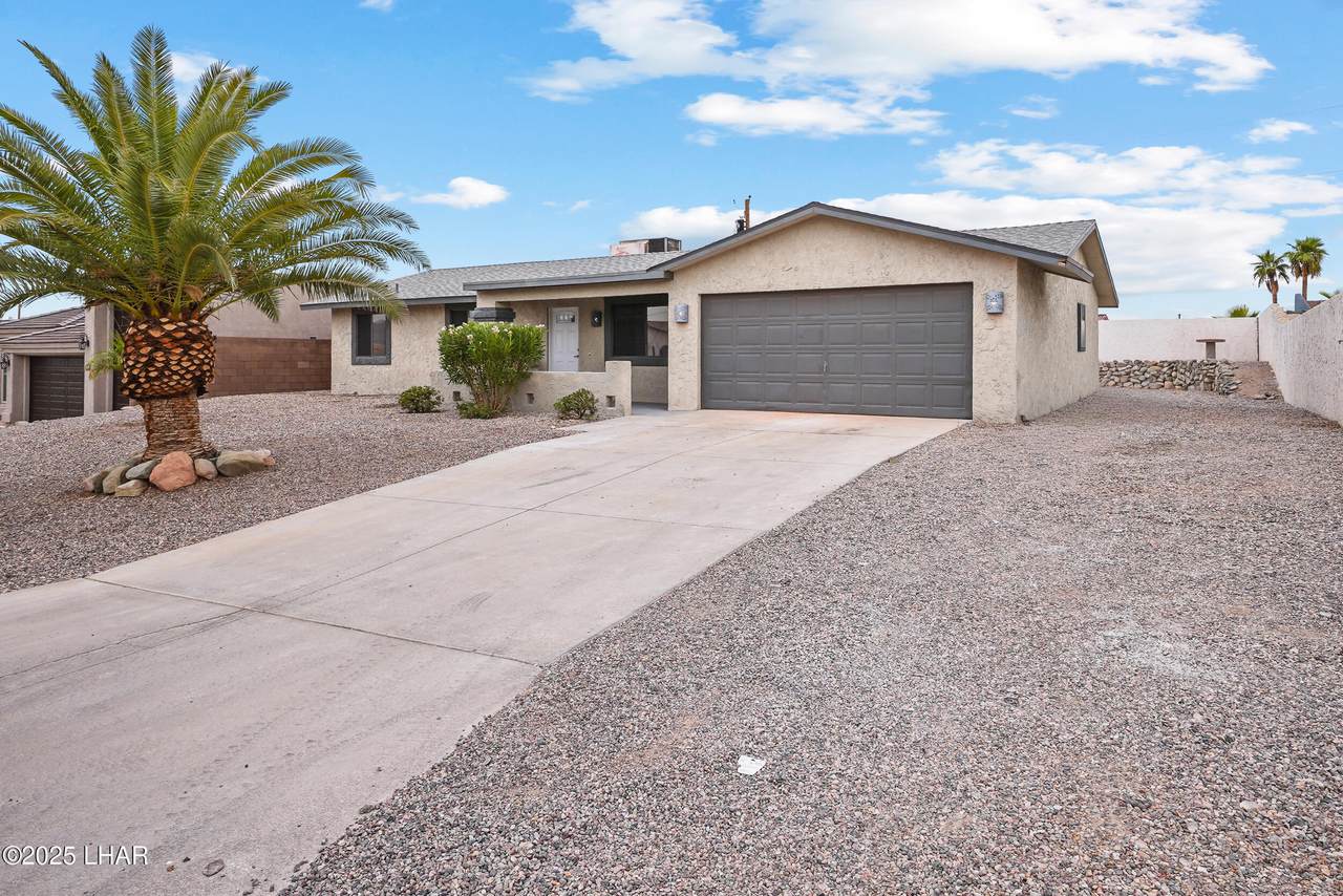 3445 Hassayampa Dr - Photo 1
