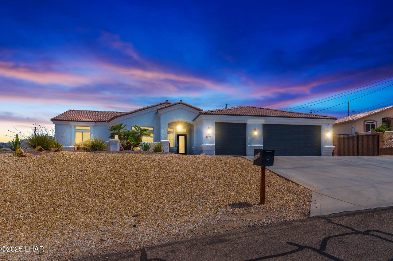 3175 Gatewood Dr - Photo 1