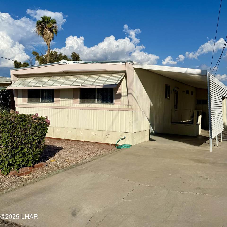 219 Moonlight Dr - Photo 1