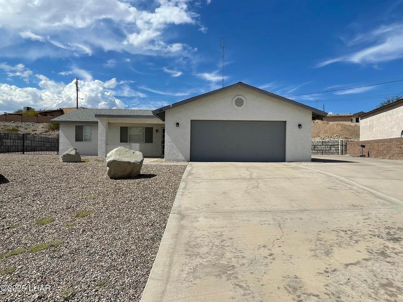 3431 Hound Ln - Photo 1