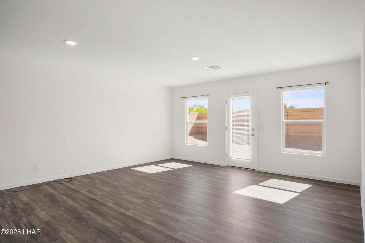 https://bt-photos.global.ssl.fastly.net/lakehavasu/1280_boomver_1_1036960-2.jpg