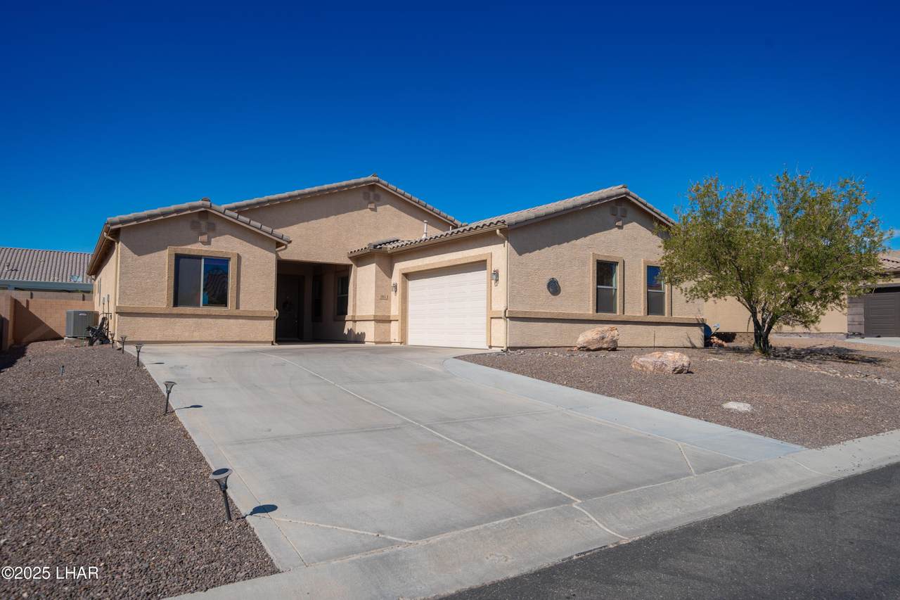https://bt-photos.global.ssl.fastly.net/lakehavasu/1280_boomver_1_1037017-2.jpg