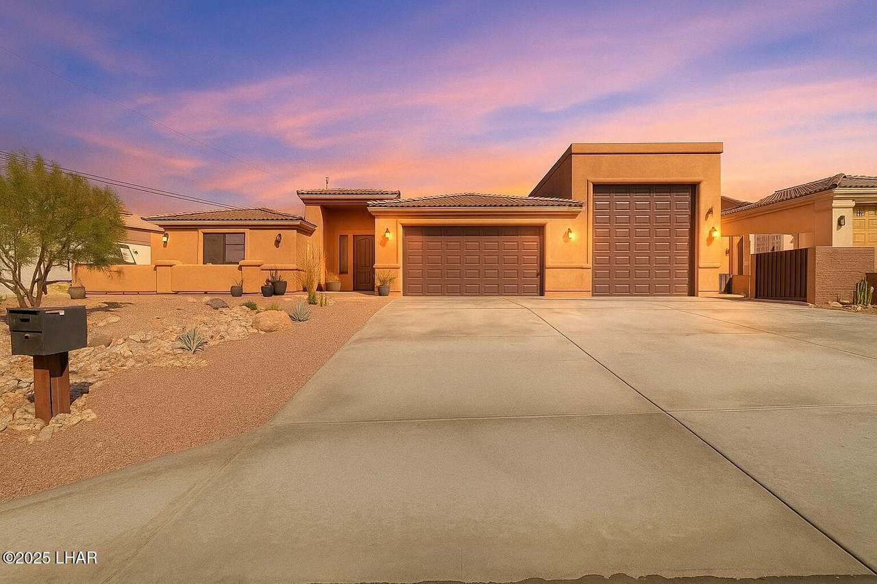 2871 Corral Dr - Photo 1