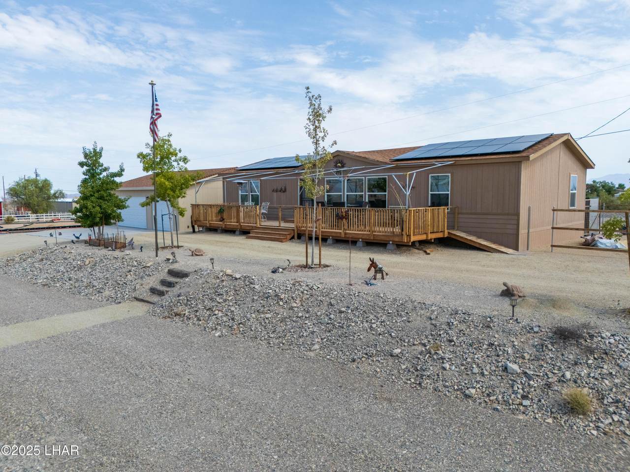 7740 Hemlock Dr - Photo 1