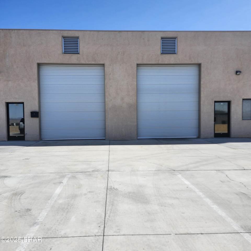 2010 Holly Ave - Photo 1