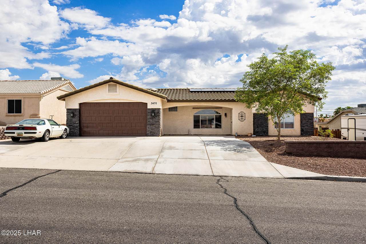 3470 Yavapai Dr - Photo 1