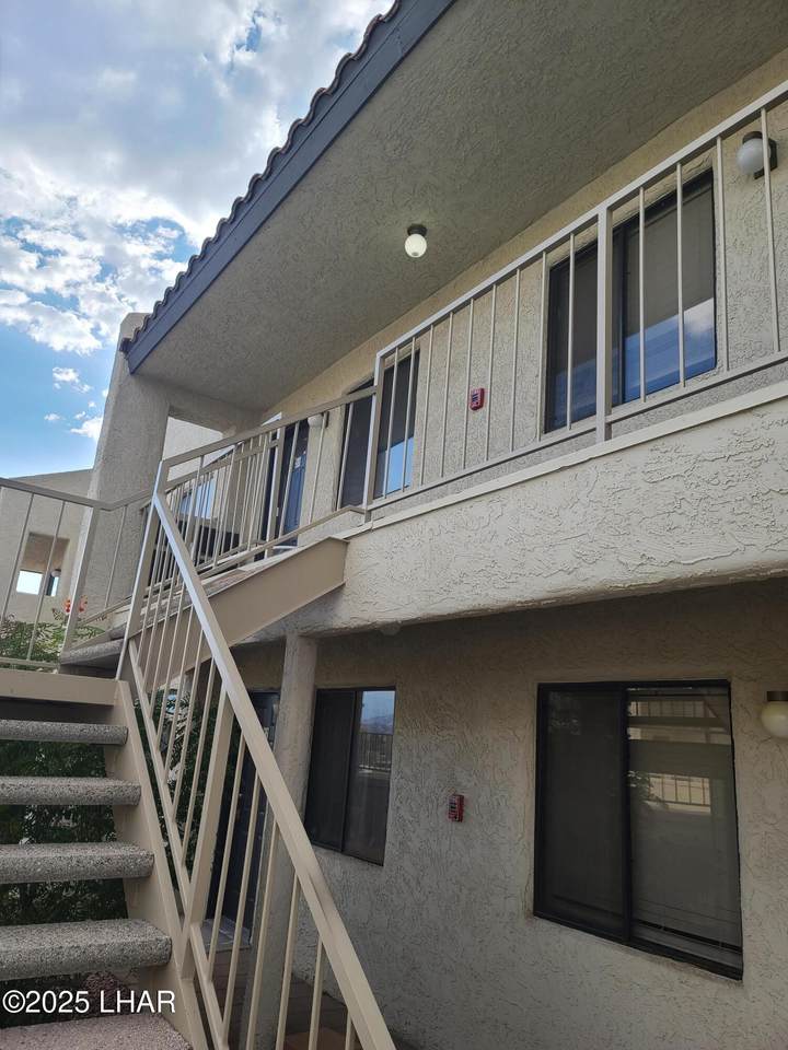 1989 Mesquite Ave - Photo 1