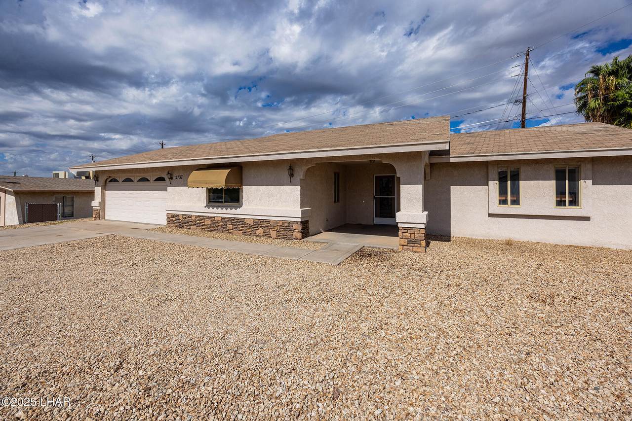 2737 Triton Ln - Photo 1