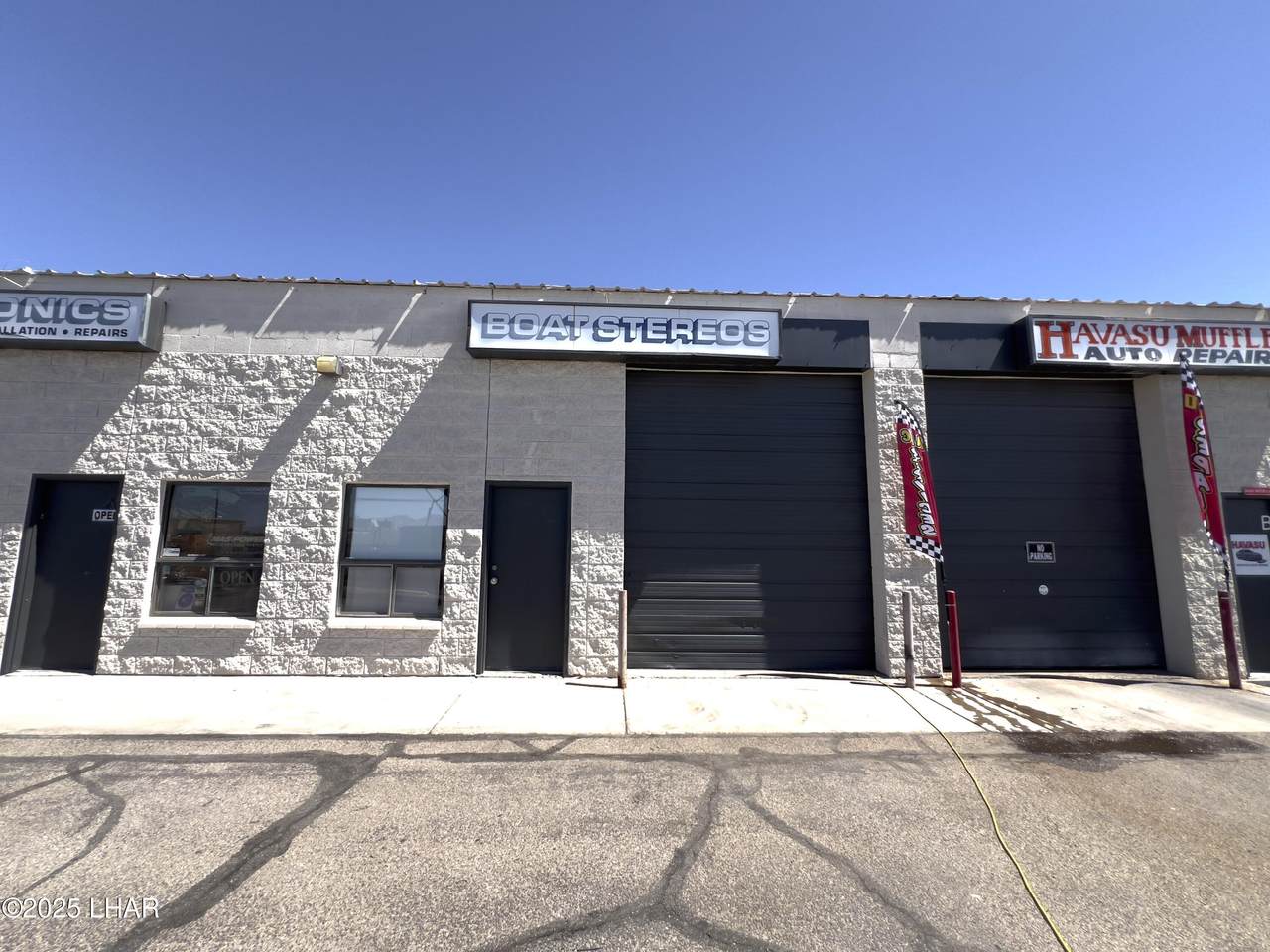 2005 Acoma Blvd - Photo 1