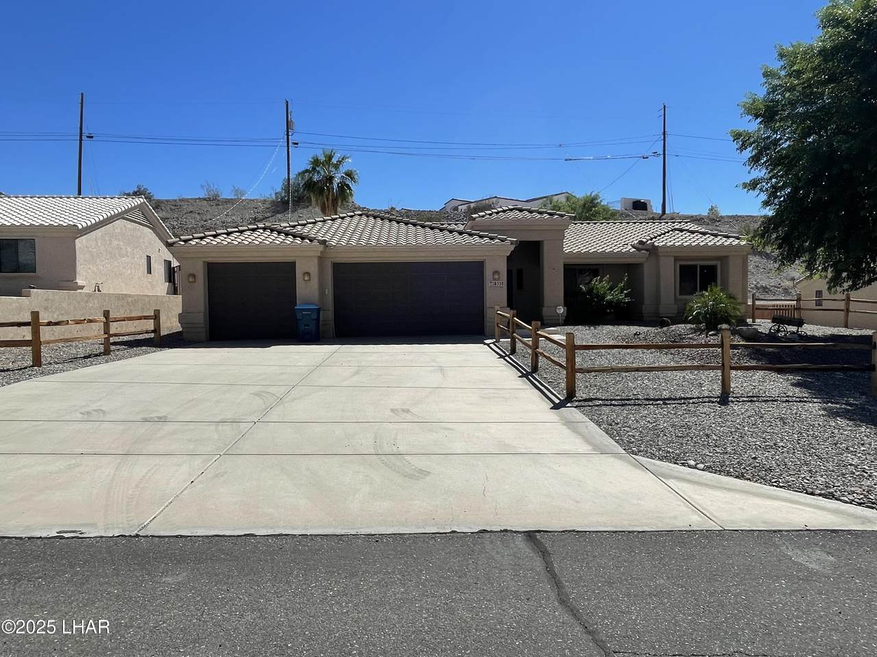 4110 Columbia Dr - Photo 1