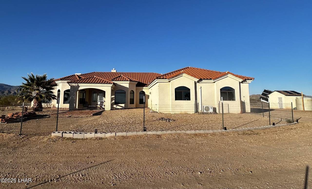 21038 Cheyenne Rd - Photo 1