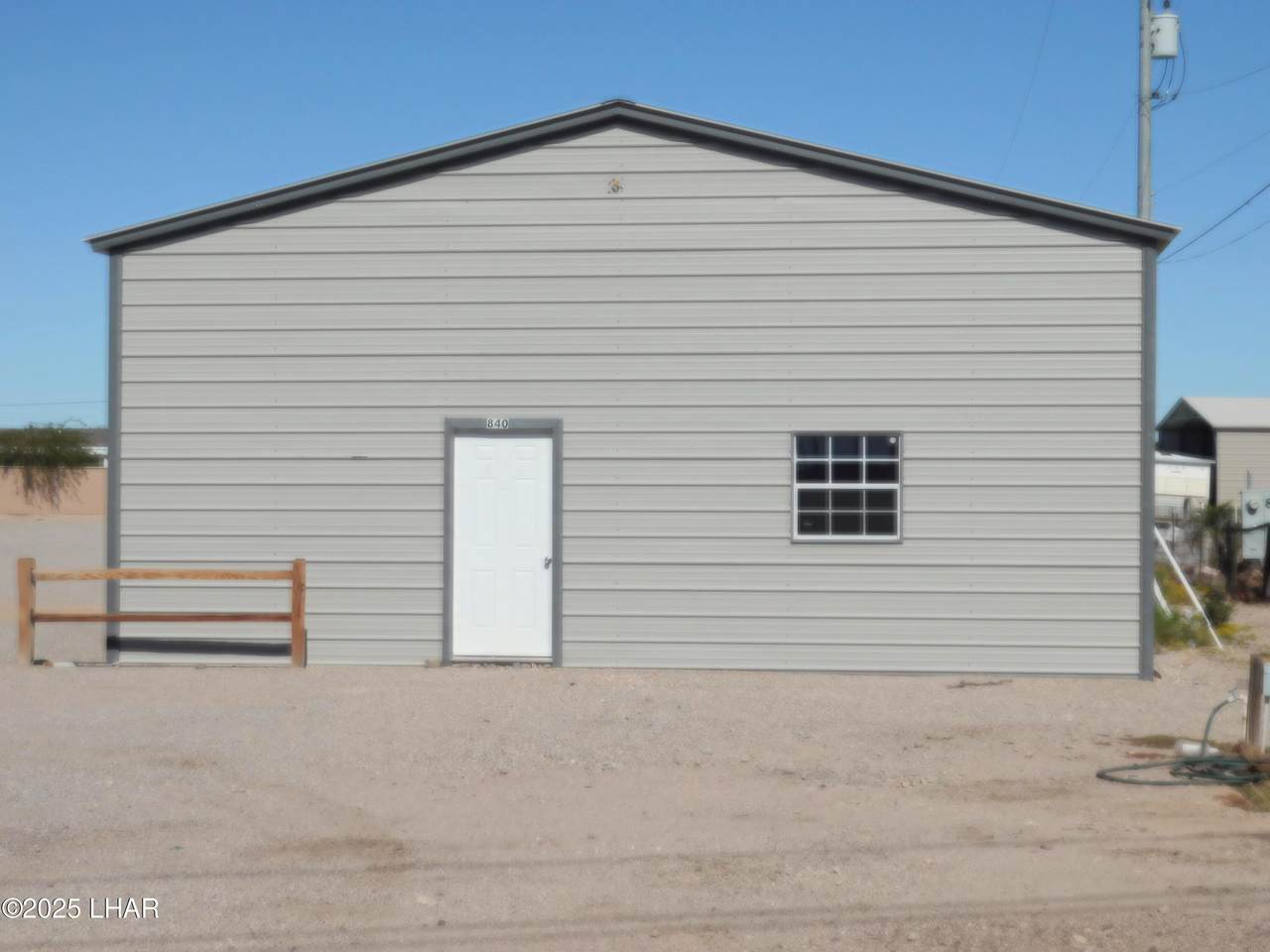 840 Main St - Photo 1