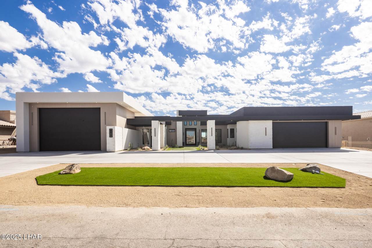 2480 Stroke Dr - Photo 1